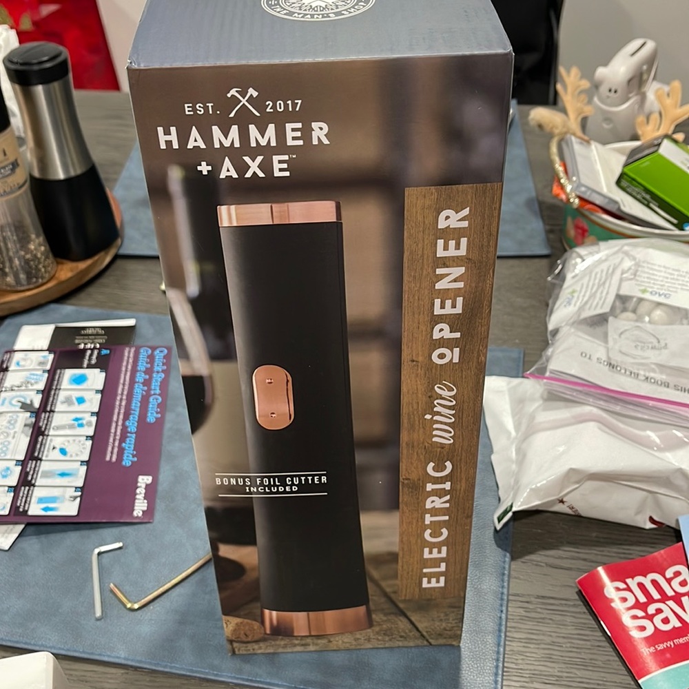 Electric wine opener